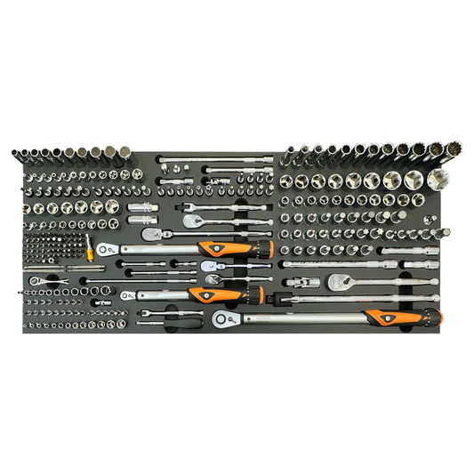 Klucze dynamometryczne nasadki i grzechotki SP Tools SP00777 we wkladzie EVA.