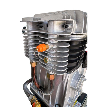 Głowica kompresora EVO-200PRO Evolution 200L, 230V – detal cylindra i przewodów tłokowej sprężarki powietrza GGM Tools