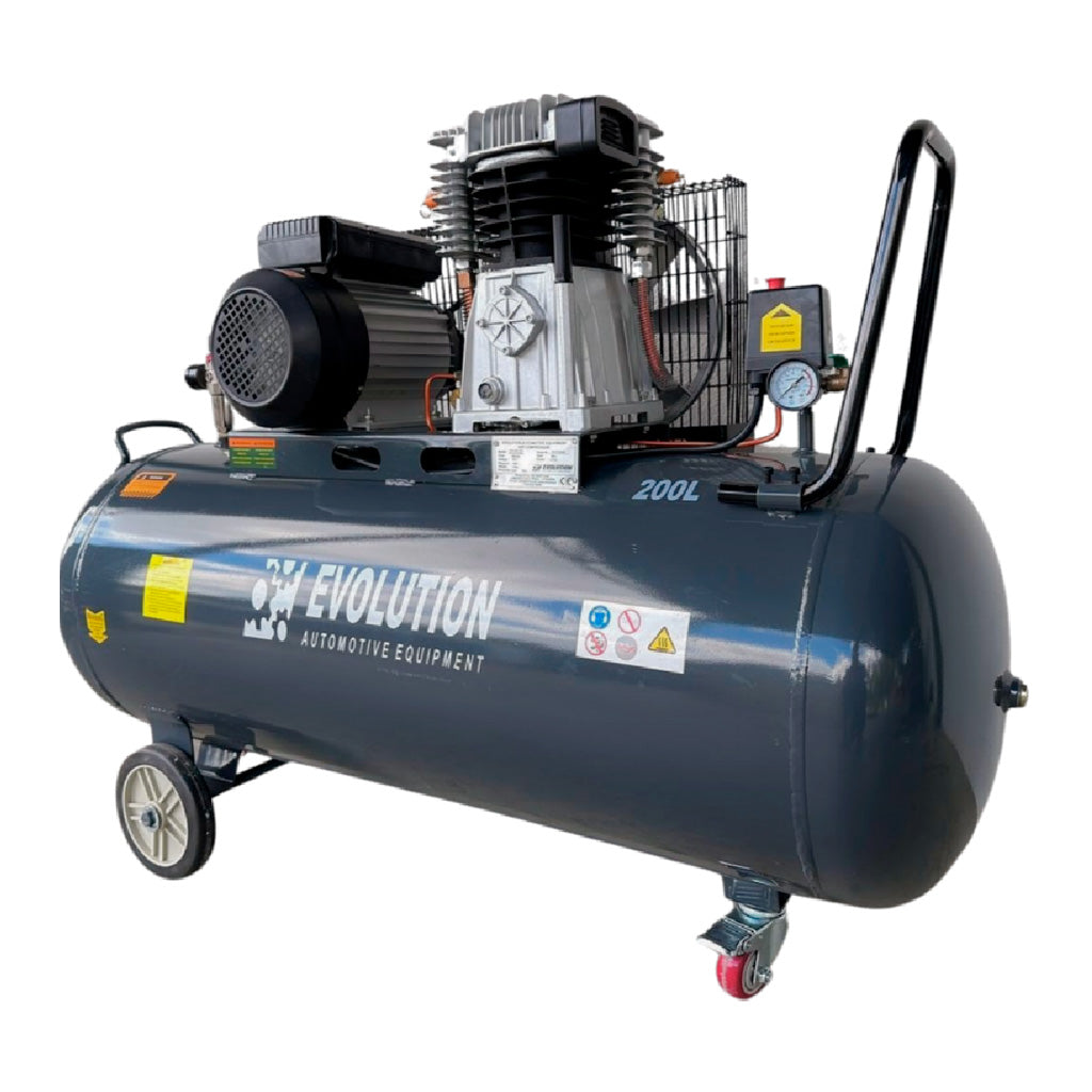Kompresor tłokowy EVO-200PRO Evolution 200L, 230V – widok przednio-boczny sprężarki powietrza, profesjonalny sprzęt warsztatowy GGM Tools