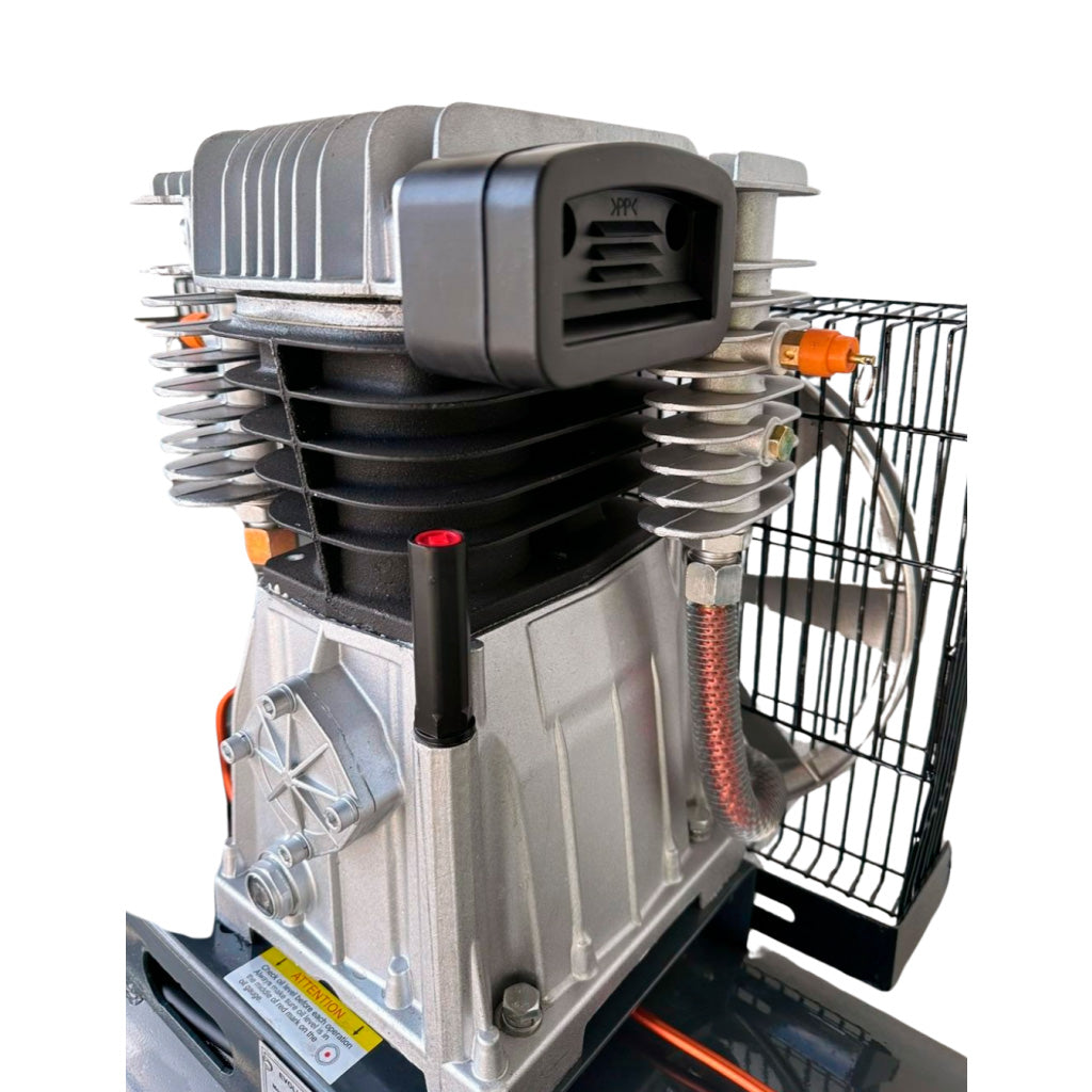 Silnik i głowica kompresora EVO-200PRO Evolution 200L, 230V – detal konstrukcji tłokowej sprężarki powietrza GGM Tools