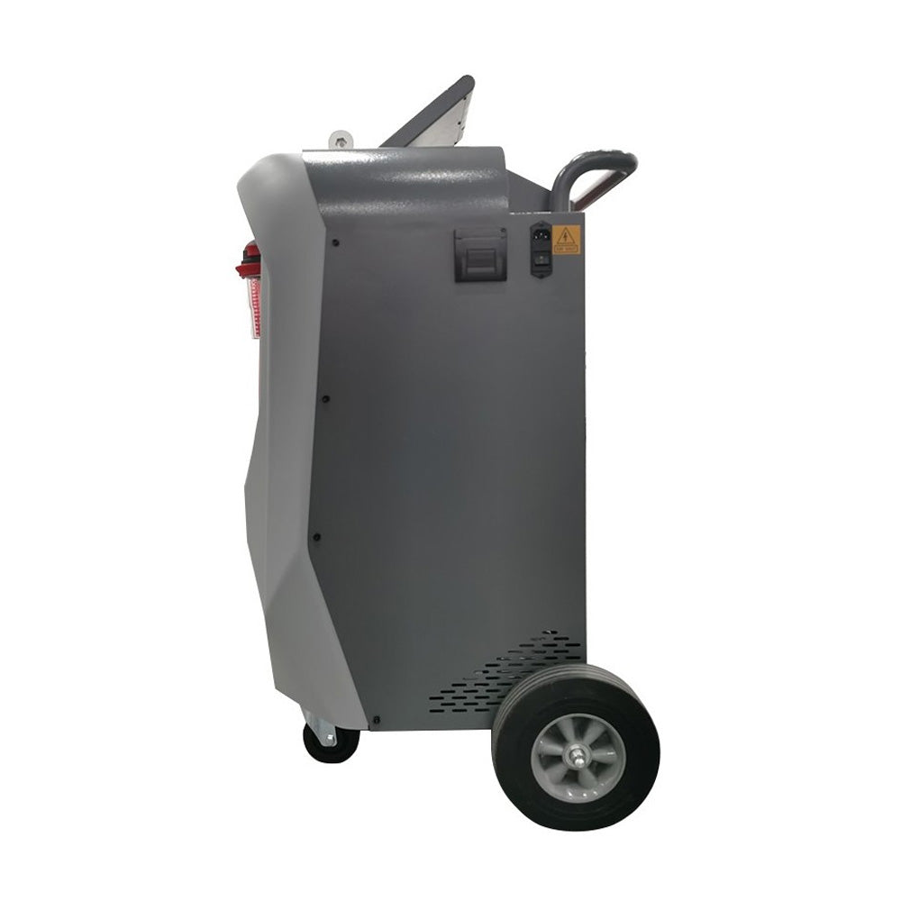 Stacja do obsługi klimatyzacji Smart Equipment ClimaVent 7 – widok z prawego boku na kółka i uchwyt.